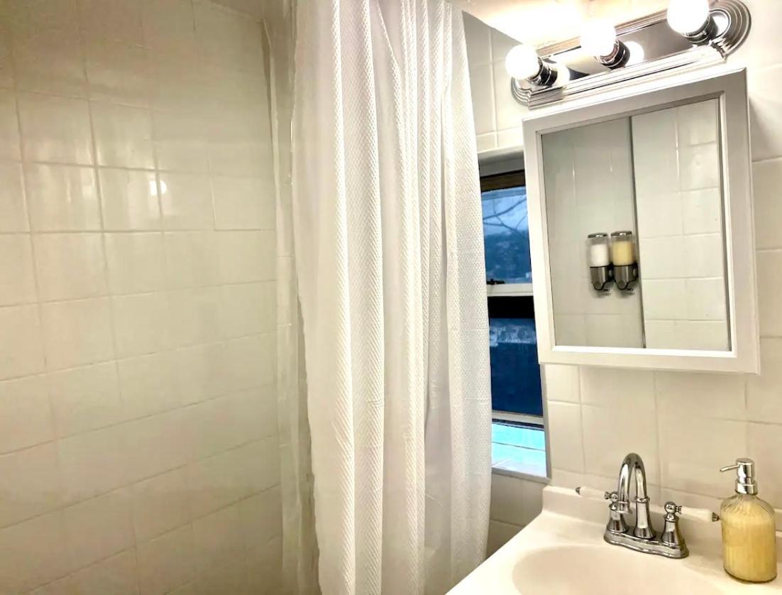 5-A Diamond In Yonkers Apartment ภายนอก รูปภาพ